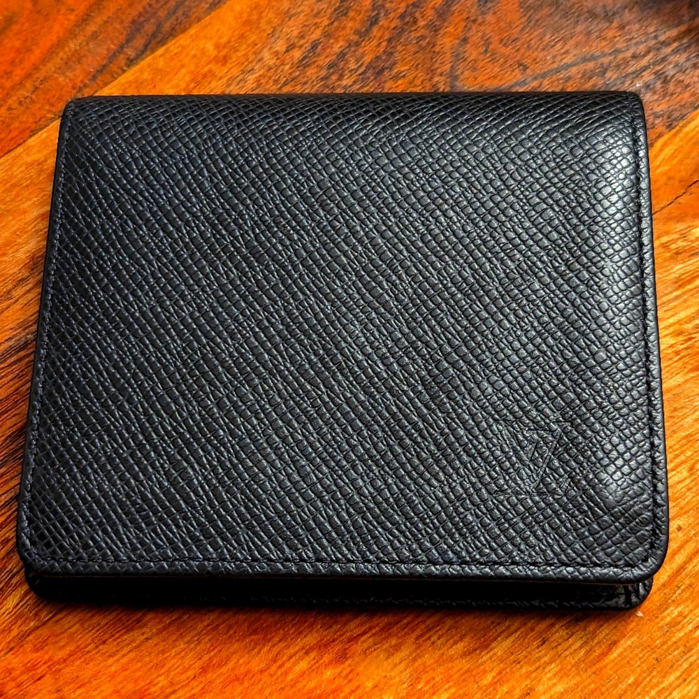 Louis Vuitton Black Taiga Leather Wallet